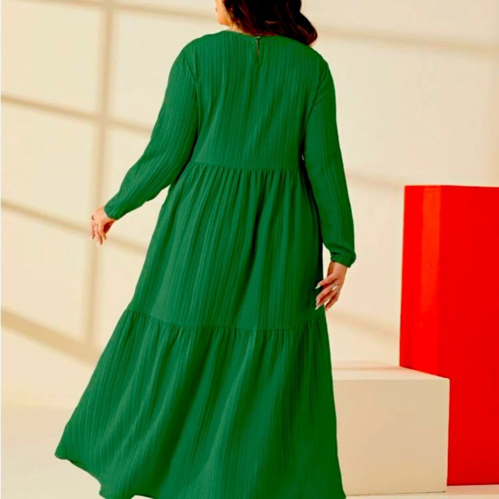 Plus Smock Ruffled Hem Dress - Picture 2 of 4